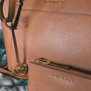 Michael Kors Jet Set Tote with Matching Wallet